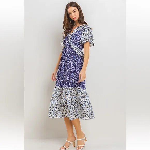 41 Boho V-neck Butterfly Sleeve Dress