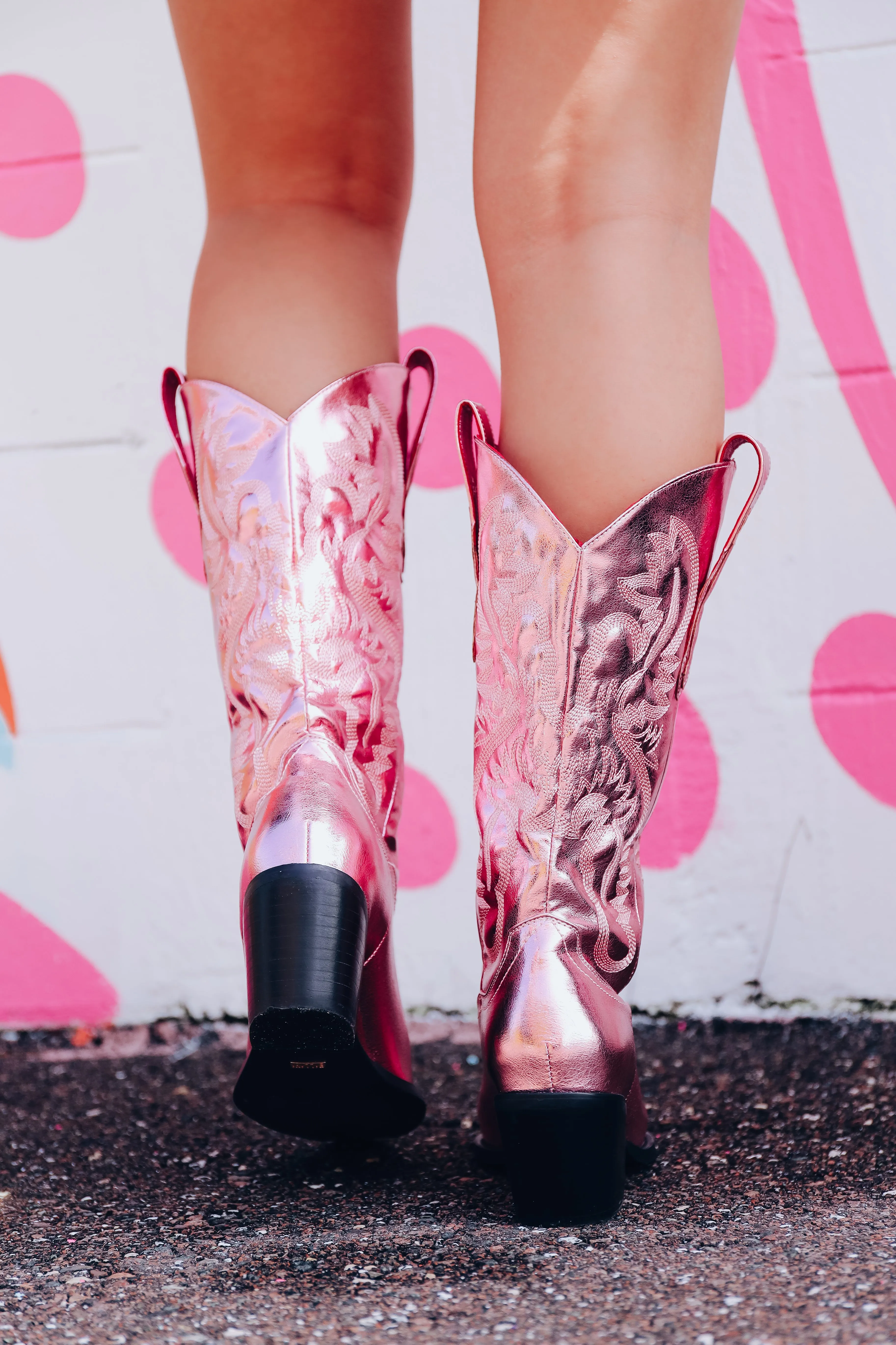 Danilo Cowgirl Boots - Metallic Light Pink