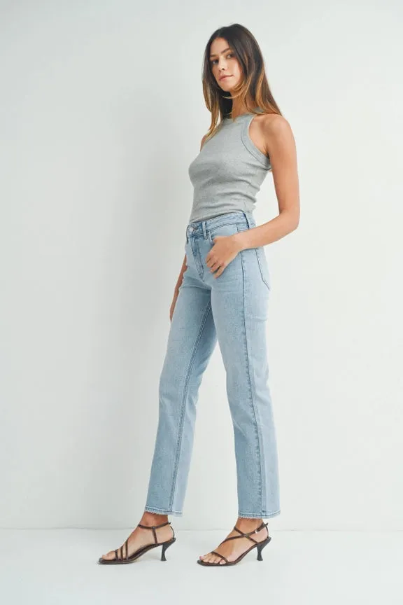 LILY LIGHT STRETCH STRAIGHT CALSSIC FIT DENIM JEANS
