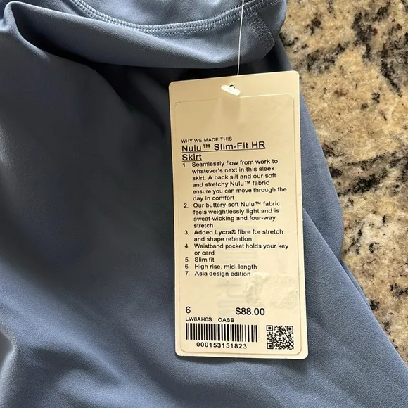Lululemon Nulu Slim Fit Oasis Blue Skirt NWT Sz 6 &amp; 8