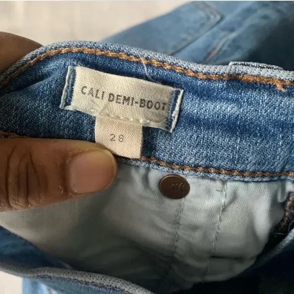 Madewell Cali Demi boot capri pants light wash size 28 casual western jeans