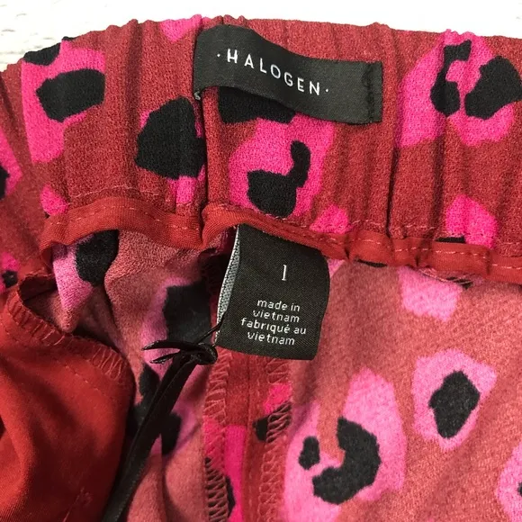 NWT Halogen Soft Pull On Shorts