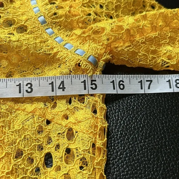 Pinko Dress Floral Lace Sheath Dress Yellow Brunch Career Party Italy Sz 2