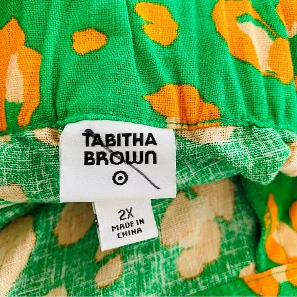 PLUS Tabitha Brown X Target NWT Linen Blend Neon Green &amp; Orange Leopard Short 2X