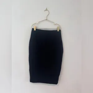 Spanx Perfect Black Ponte Pencil Skirt Size XS