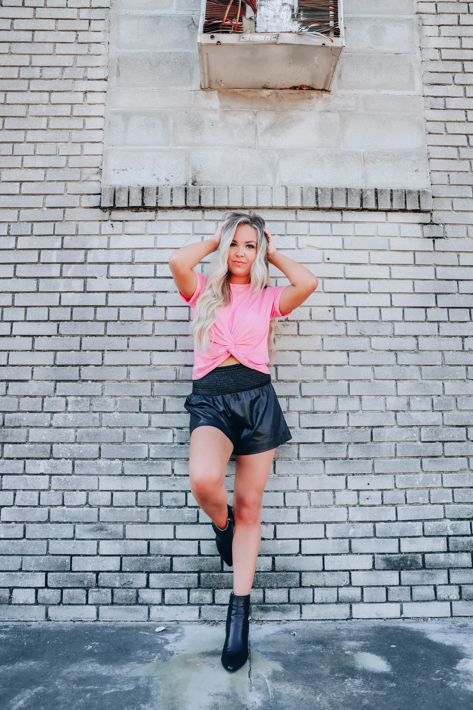 Spiral Knot Crop Top - Bubblegum