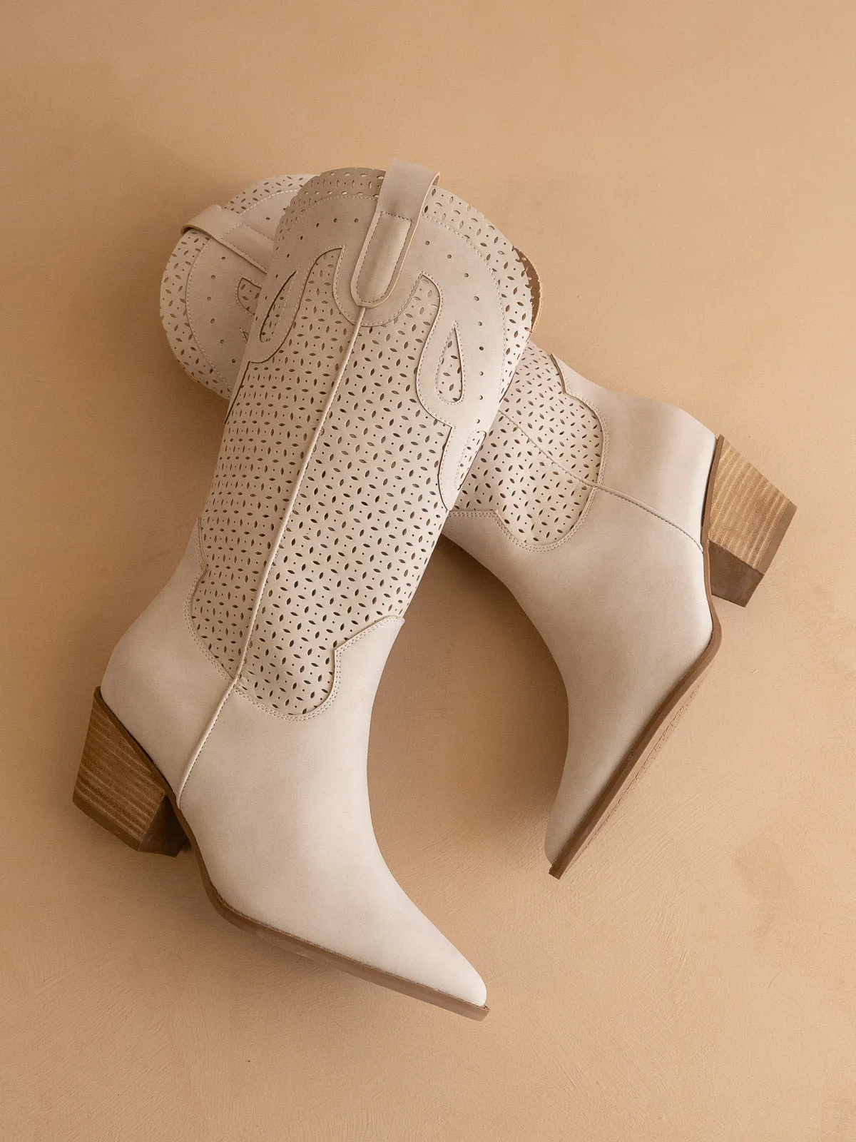 The Gabby | Light Grey Perforated Western Boot