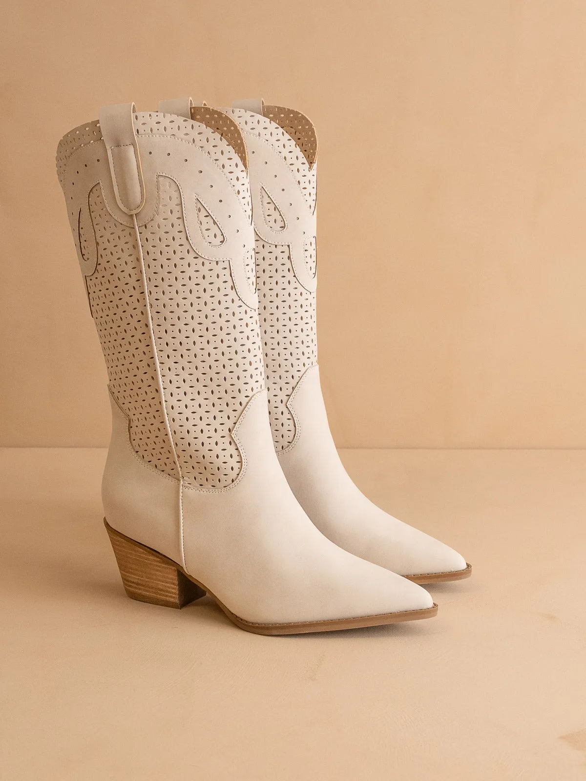 The Gabby | Light Grey Perforated Western Boot