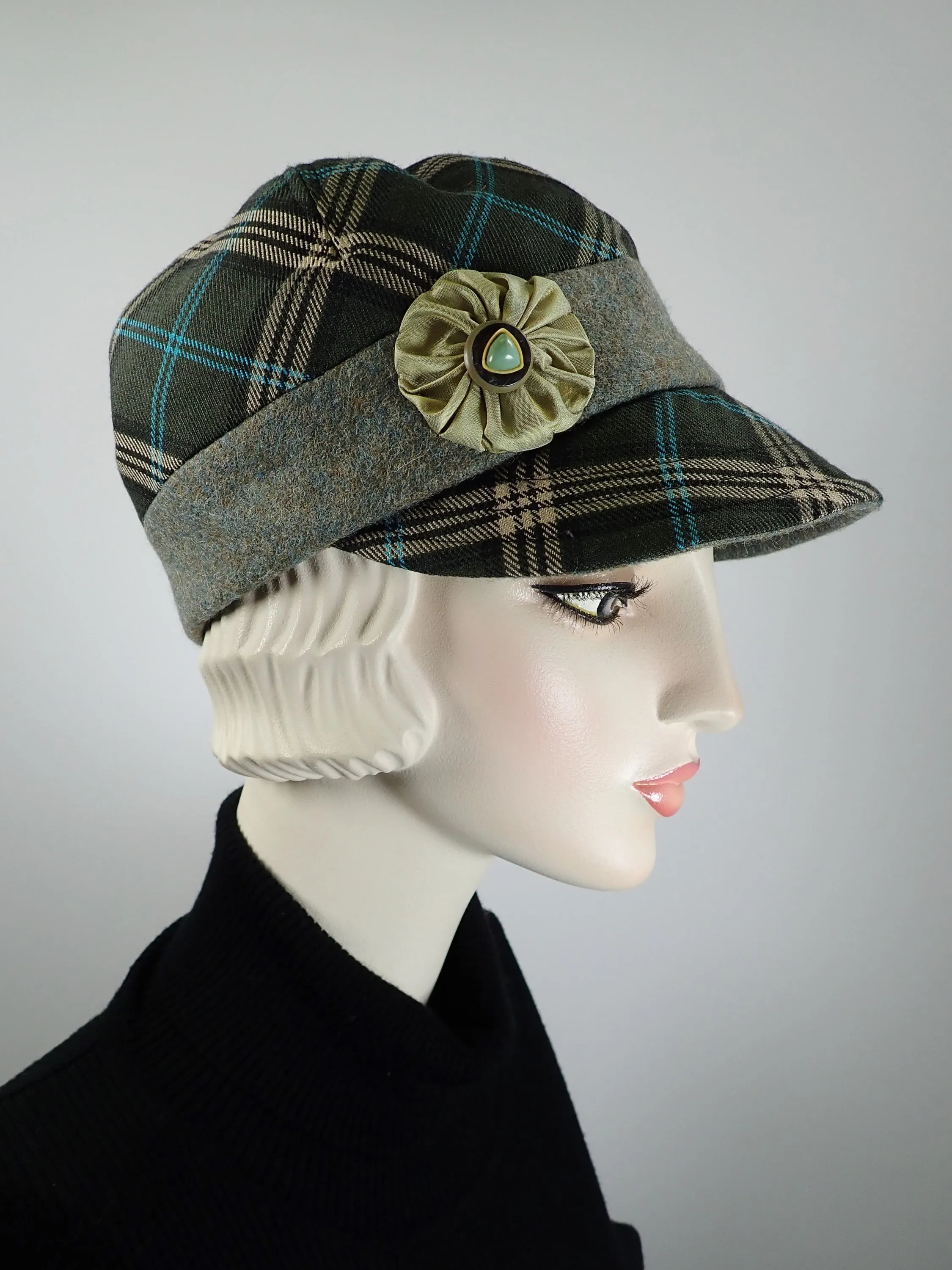 Women's plaid winter hat baseball style. Casual Newsboy hat green and camel. Warm stylish fabric comfy hat. Ladies soft hat.